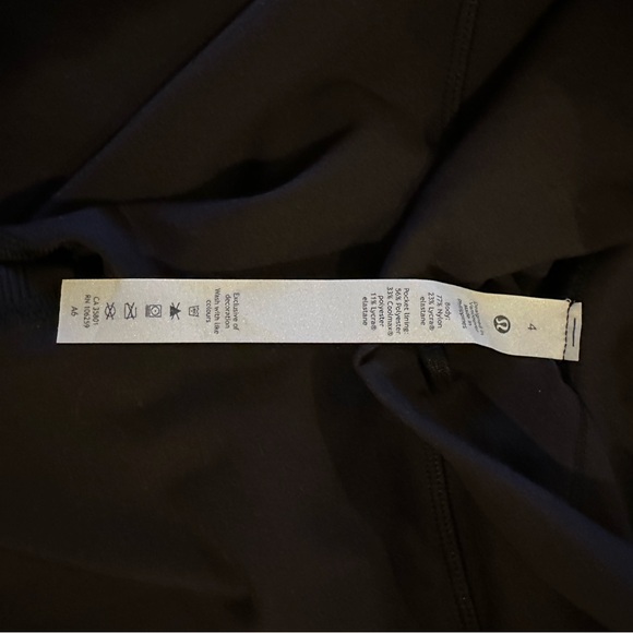 Lululemon high rise shorts 6” - Picture 3 of 3